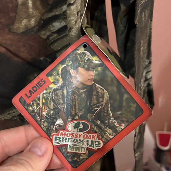 Mossy Oak Long Sleeve Camouflage Tee with Pink Logo NWTS - Picture 4 of 8